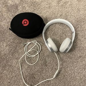 Solo Beats by Dr. Dre Wired Headphones - White